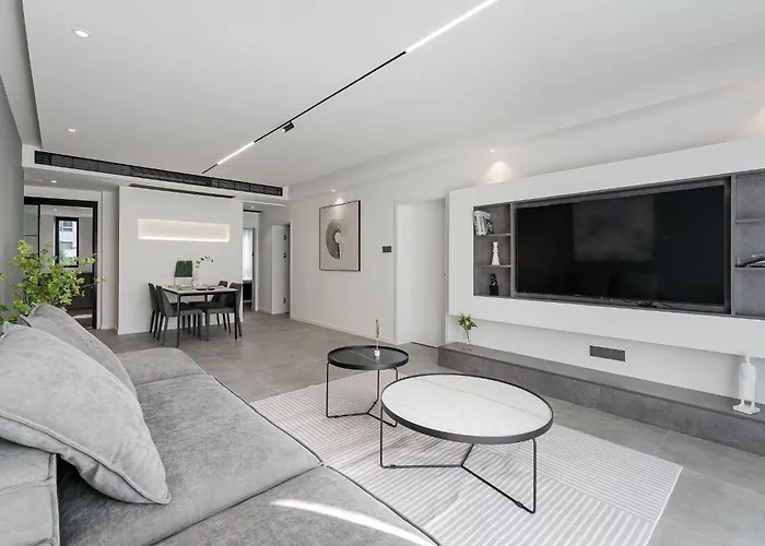 Ehub - Walk To Yuyuan Garden, The Bund And People\'S Square, Boutique 3Bedroom Fully Equipped Family Apt , Very Close To Subway
